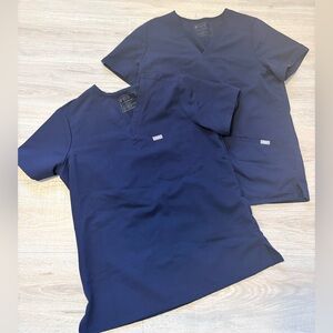 Figs Navy Scrub Top Duo